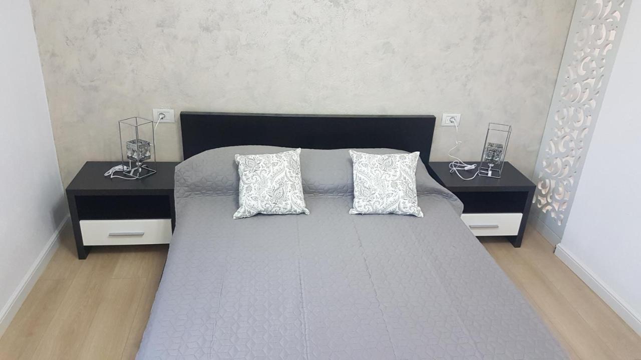 فندق Casa Magnolia Douăzeci şi Trei August المظهر الخارجي الصورة