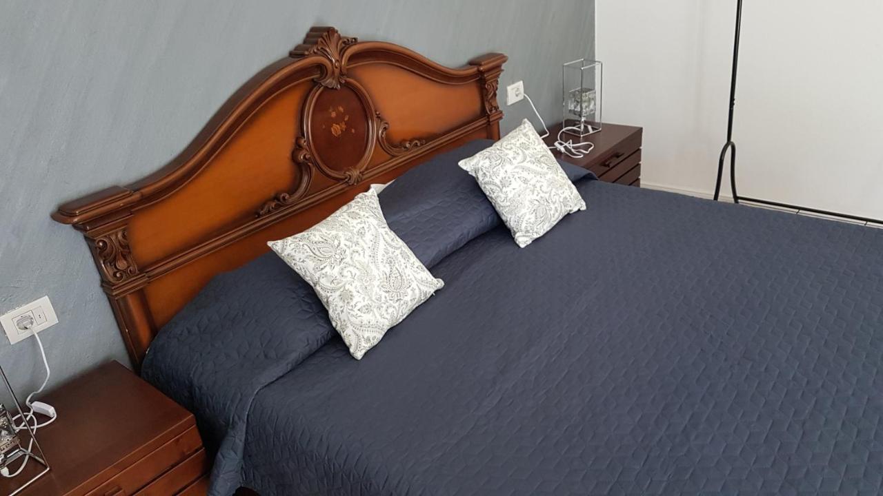فندق Casa Magnolia Douăzeci şi Trei August المظهر الخارجي الصورة