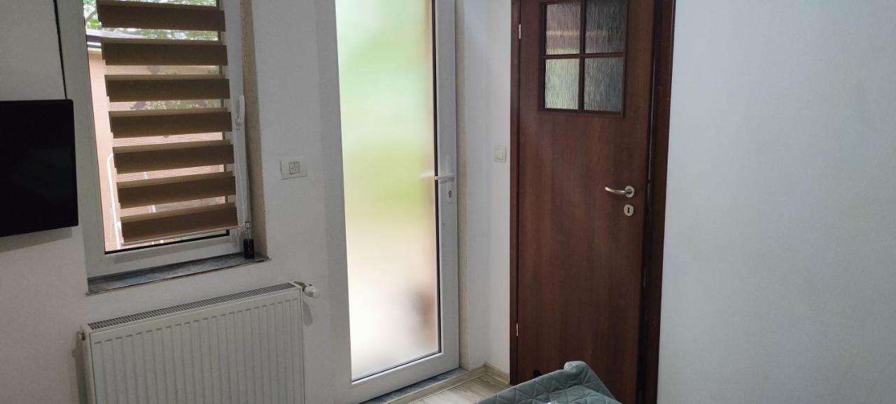 فندق Casa Magnolia Douăzeci şi Trei August المظهر الخارجي الصورة
