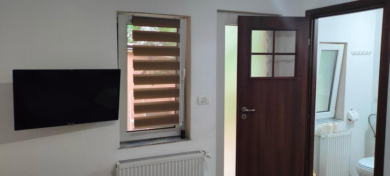 فندق Casa Magnolia Douăzeci şi Trei August المظهر الخارجي الصورة