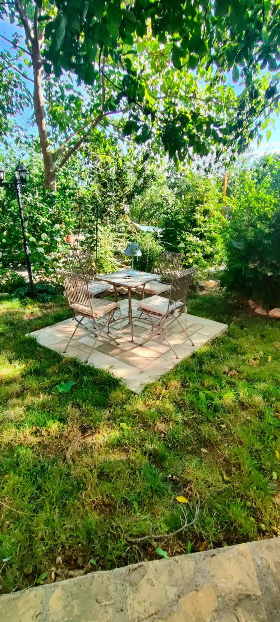 فندق Casa Magnolia Douăzeci şi Trei August المظهر الخارجي الصورة